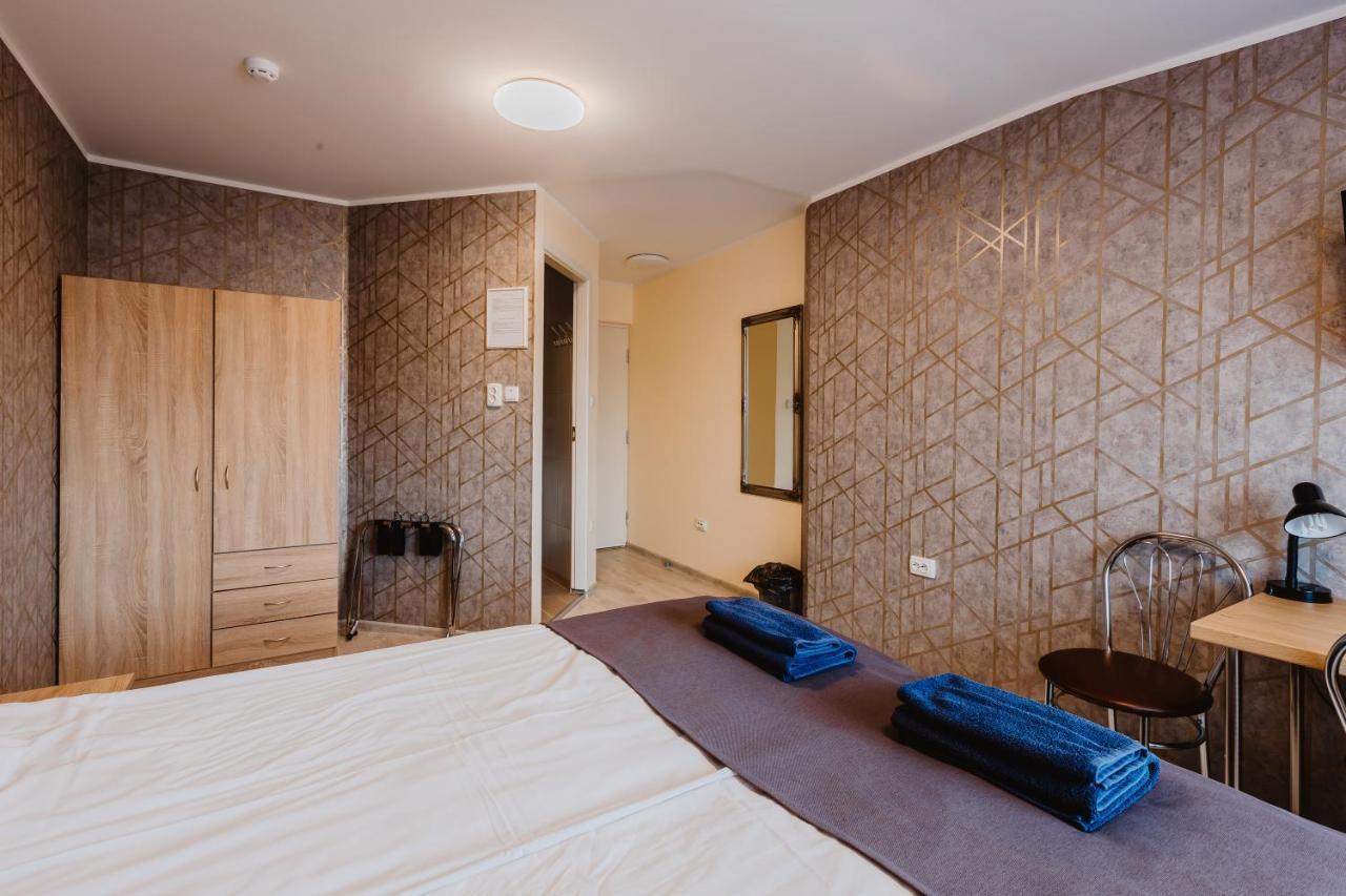 Aleksandri Hotel Tartu Ngoại thất bức ảnh