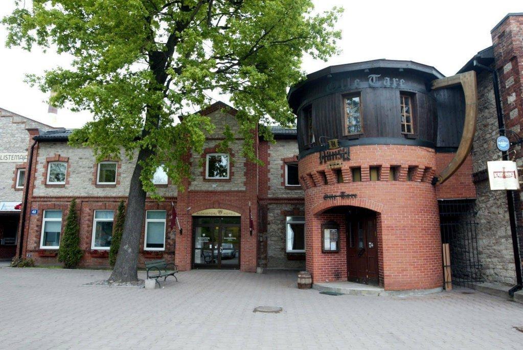 Aleksandri Hotel Tartu Ngoại thất bức ảnh