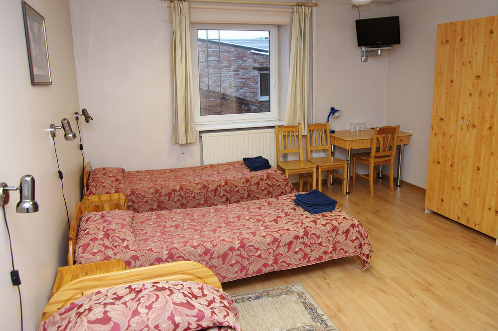 Aleksandri Hotel Tartu Ngoại thất bức ảnh