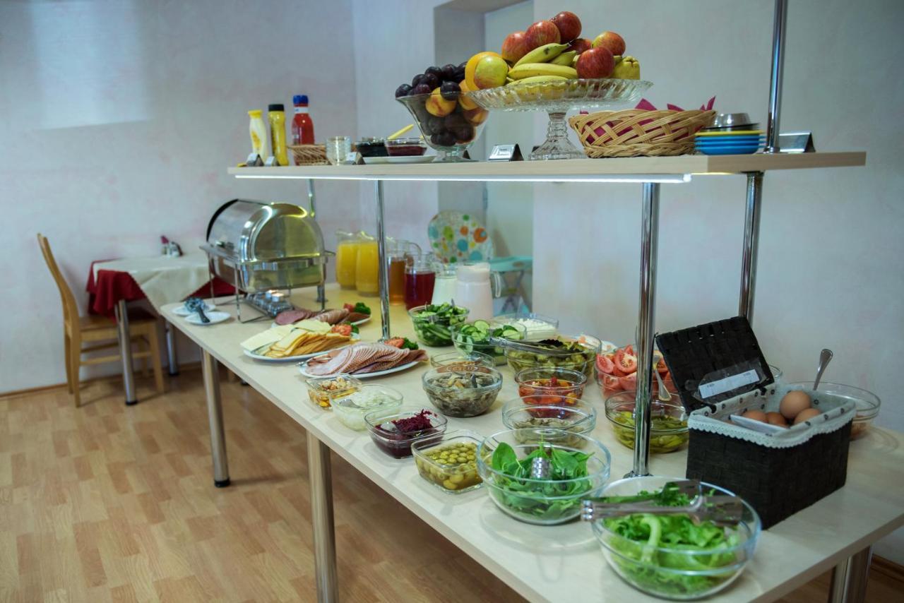 Aleksandri Hotel Tartu Ngoại thất bức ảnh