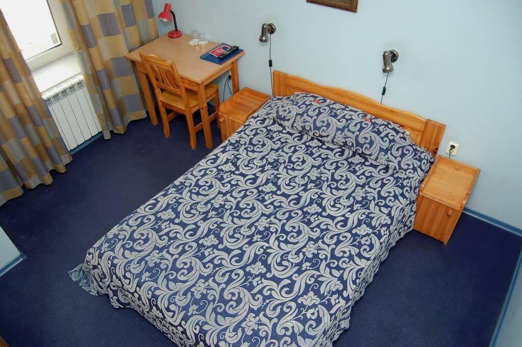 Aleksandri Hotel Tartu Ngoại thất bức ảnh